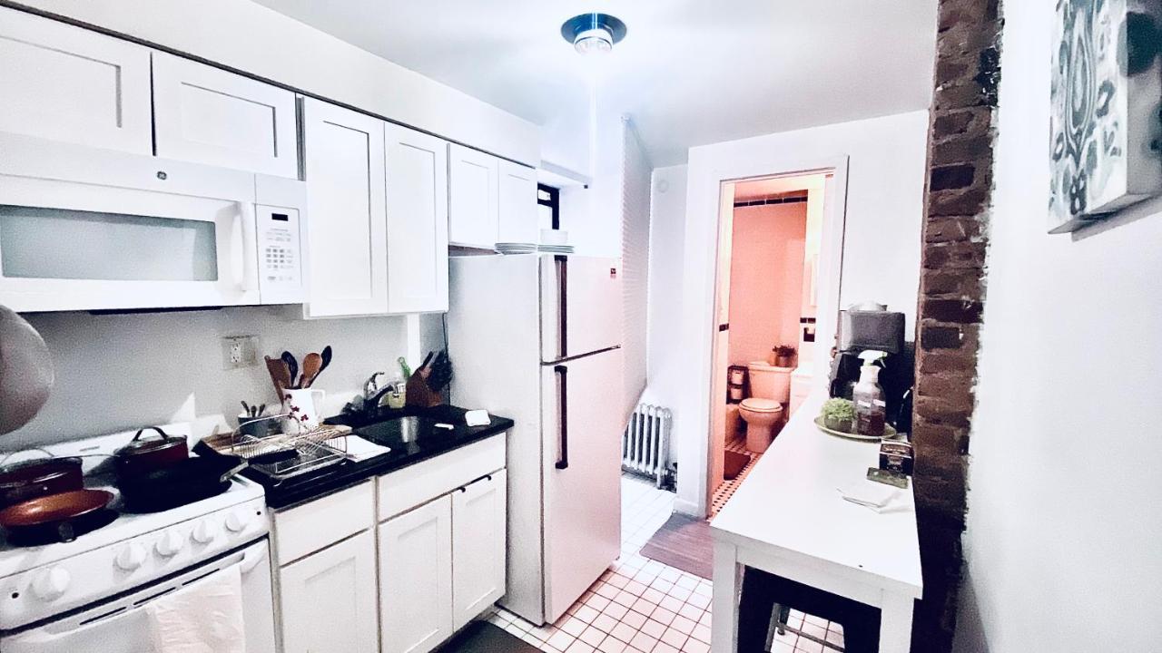 Times Square Manhattan - Private Room In 2 Bedroom Apartment New York Exteriör bild