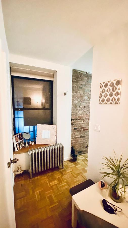 Times Square Manhattan - Private Room In 2 Bedroom Apartment New York Exteriör bild